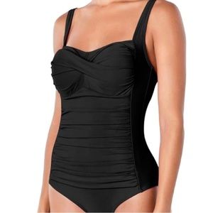 ONE Piece Women’s Swimwear Black Small
